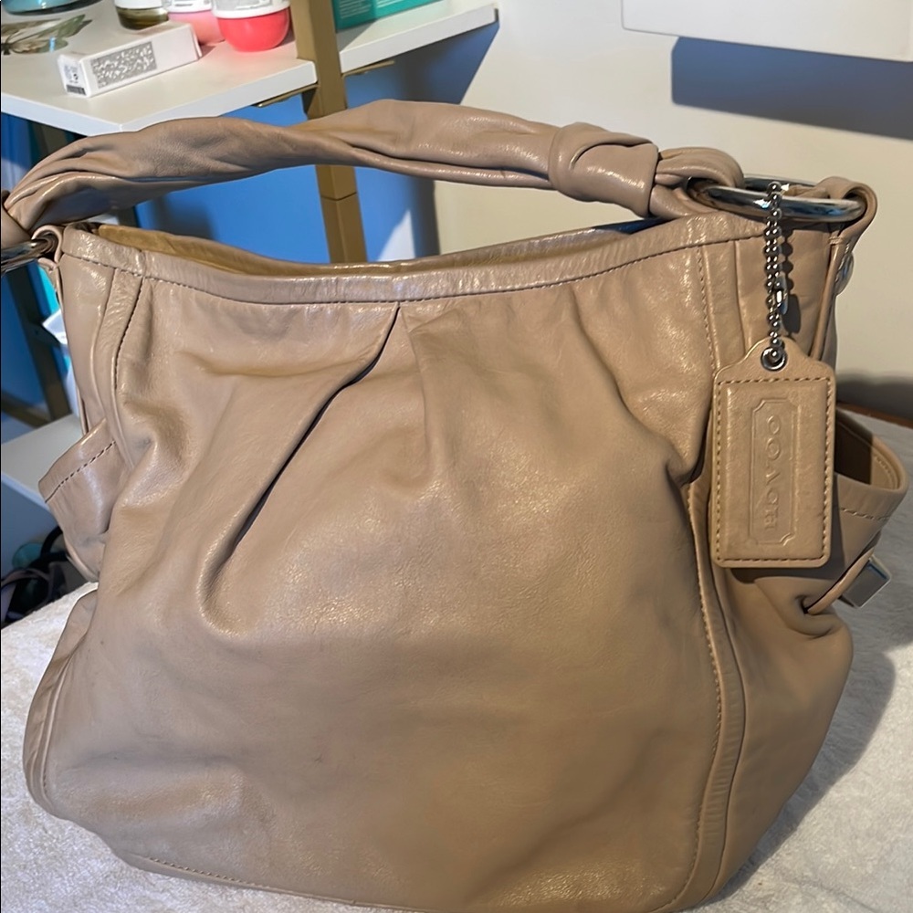 Coach Tan Leather Shoulder Bag with Slouchy Hobo Design